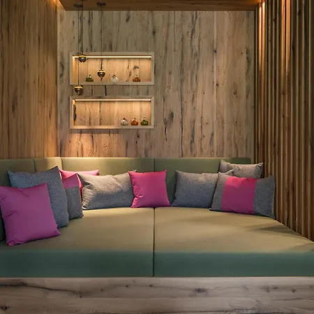 Alpengasthof Gruener, In & Out Sölden