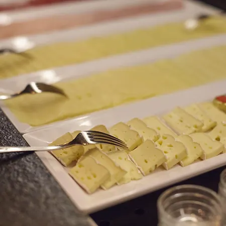 Отель Alpengasthof Gruener, In & Out Зёльден