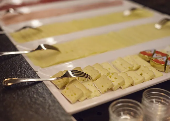 Hotel Alpengasthof Gruener, In & Out Sölden