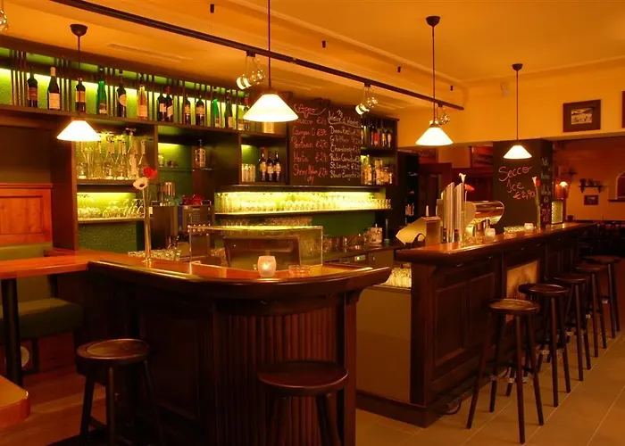 Hotel Alpengasthof Gruener, In & Out Sölden