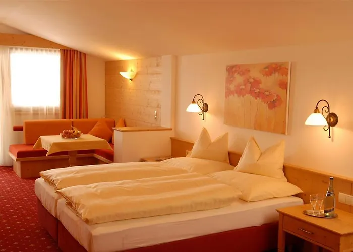 Hotel Alpengasthof Gruener, In & Out