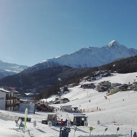 Отель Alpengasthof Gruener, In & Out 4*