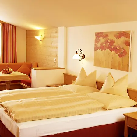 Alpengasthof Gruener, In & Out Hotel 4*