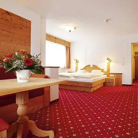 Alpengasthof Gruener 4* سولدن
